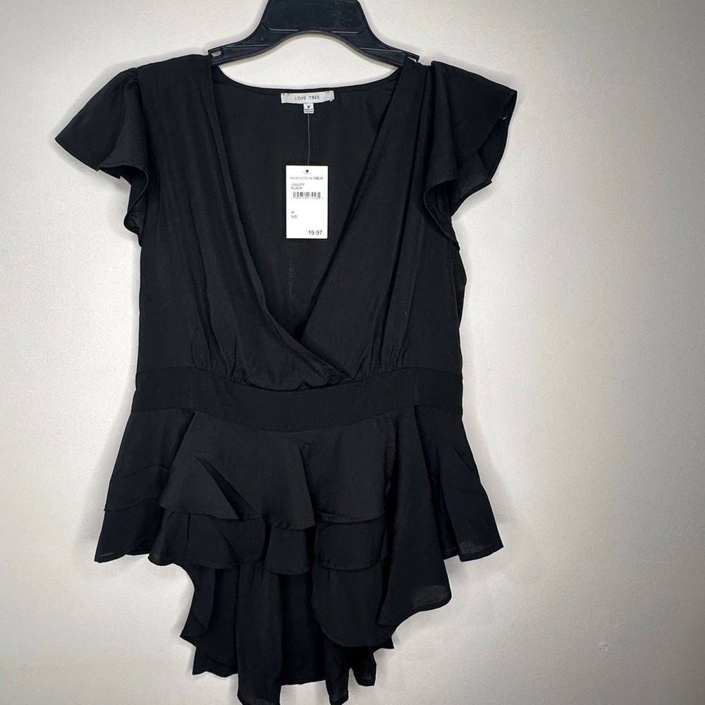 BNWT Nordstrom Rack black blouse size medium